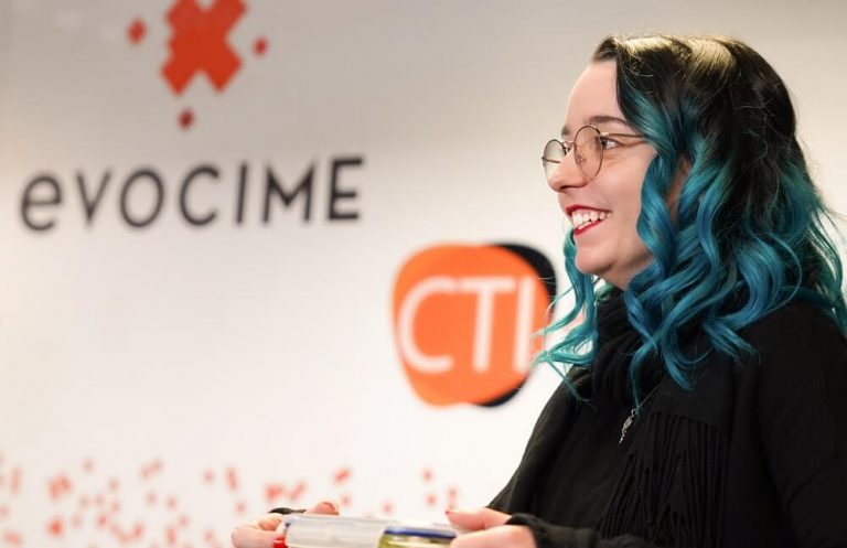 Evocime_collaboratrice